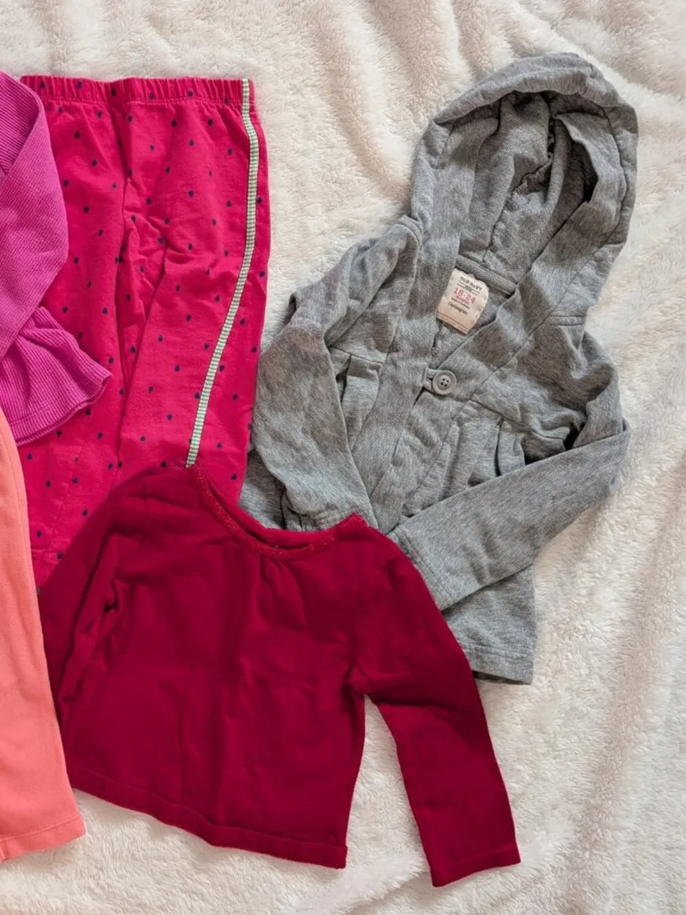 Large Bundle of Various Brands (Disney, Primary, Gap) Girl 18-24 Month Top/Pant